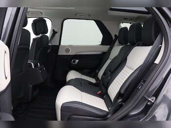 Used Land Rover Discovery 2025 for sale - 77300600: Photo