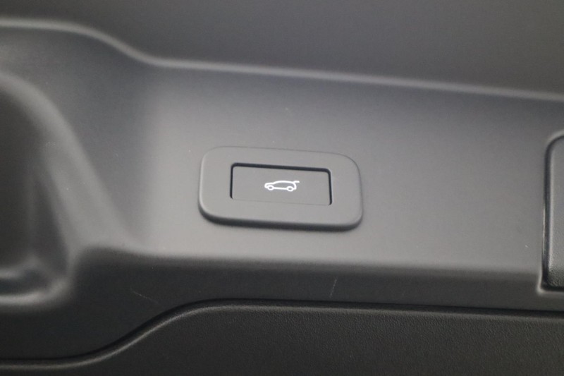 Used Land Rover Range Rover Evoque 2026 for sale - 78152751: Photo 31