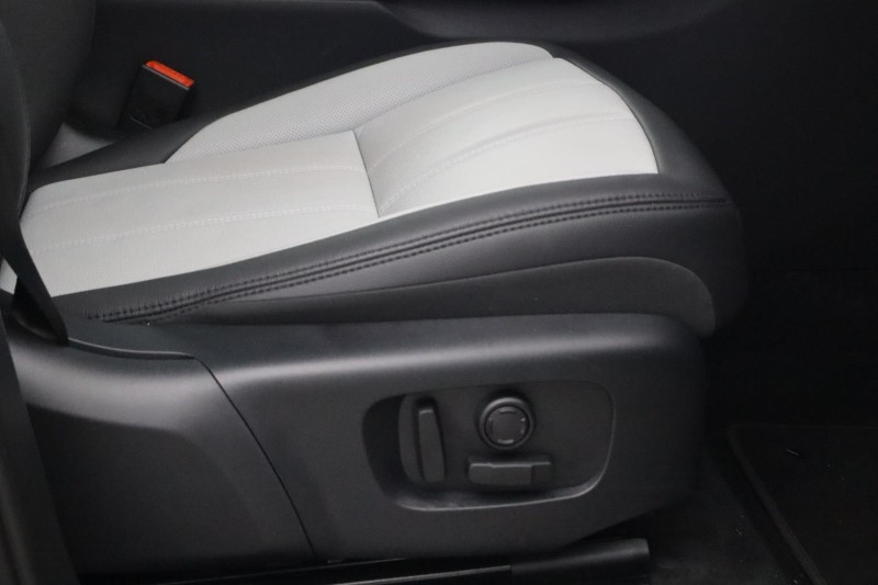 Used Land Rover Range Rover Evoque 2026 for sale - 78152751: Photo 39