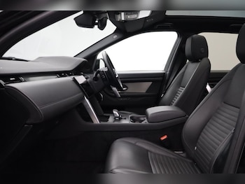 Used Land Rover Discovery Sport 2024 for sale - 78442444: Photo