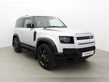 Used Land Rover Defender 2024 for sale - 78825963: Photo