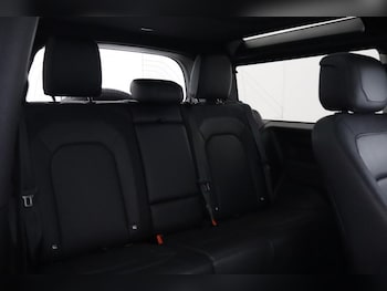 Used Land Rover Defender 2024 for sale - 78825963: Photo