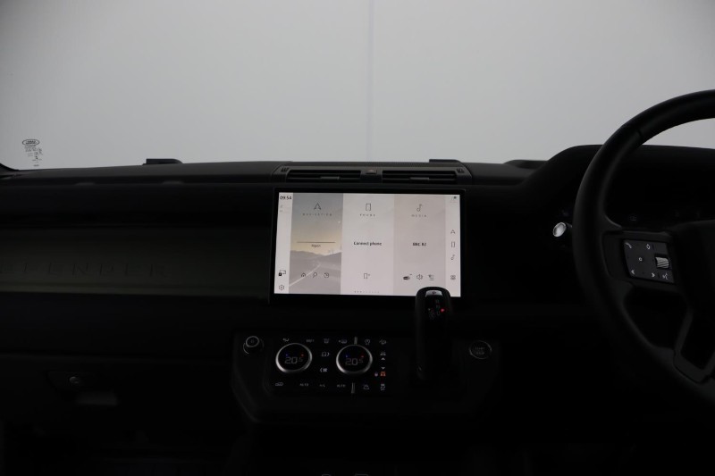 Used Land Rover Defender 2023 for sale - 77848220: Photo 14