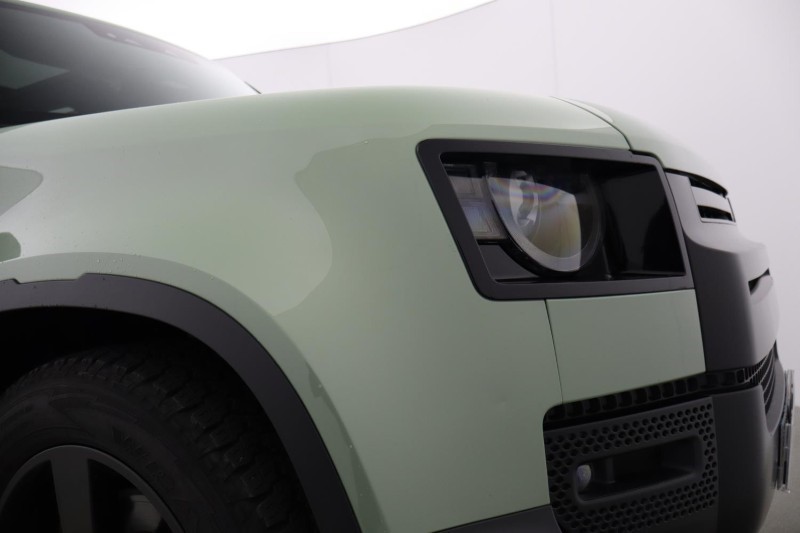 Used Land Rover Defender 2023 for sale - 77848220: Photo 17