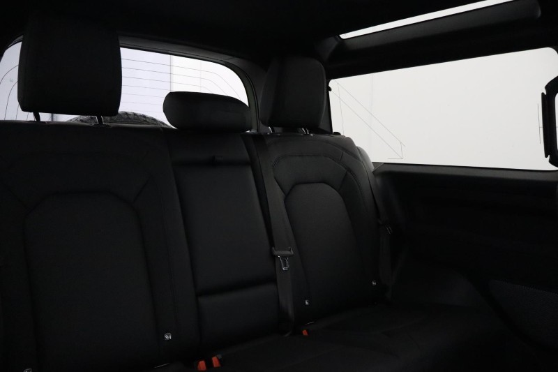 Used Land Rover Defender 2023 for sale - 77848220: Photo 34