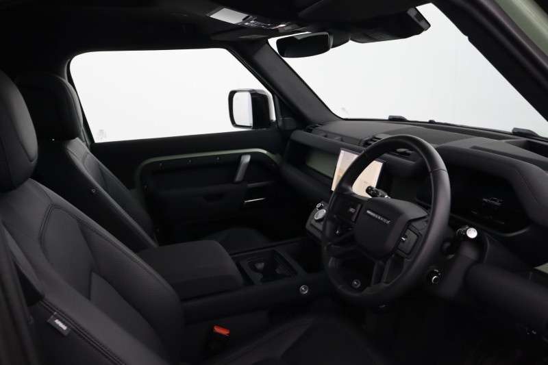 Used Land Rover Defender 2023 for sale - 77848220: Photo 35
