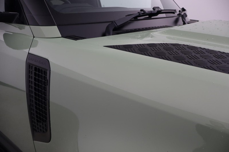 Used Land Rover Defender 2023 for sale - 77848220: Photo 39