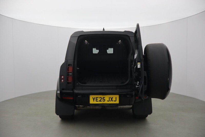 Used Land Rover Defender 2025 for sale - 78108900: Photo 10