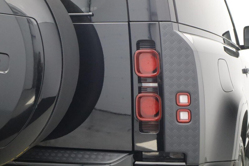 Used Land Rover Defender 2025 for sale - 78108900: Photo 24