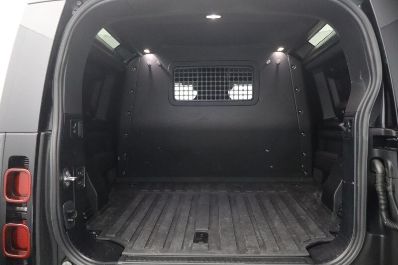 Used Land Rover Defender 2025 for sale - 78108900: Photo 27