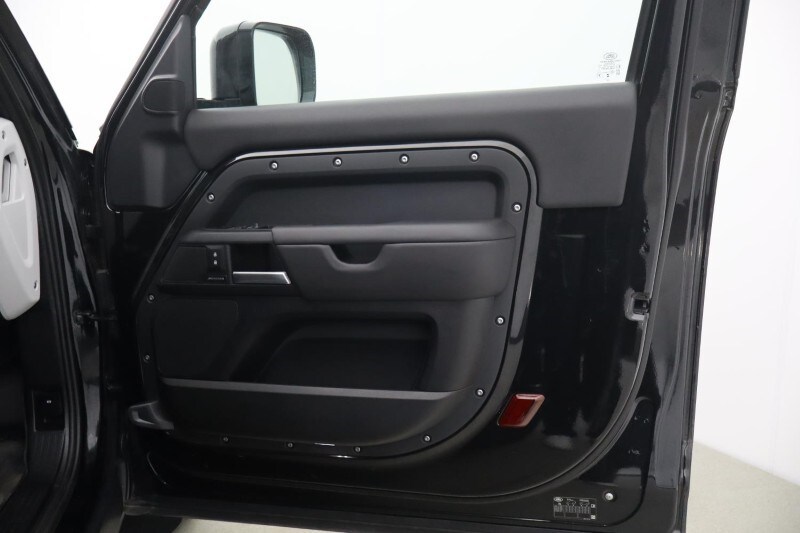 Used Land Rover Defender 2025 for sale - 78108900: Photo 37