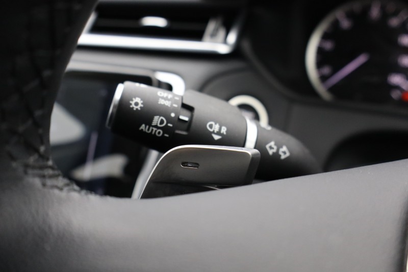 Used Land Rover Range Rover Velar 2023 for sale - 77127652: Photo 37