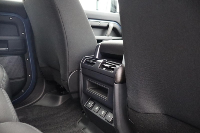 Used Land Rover Defender 2021 for sale - 78064075: Photo 18
