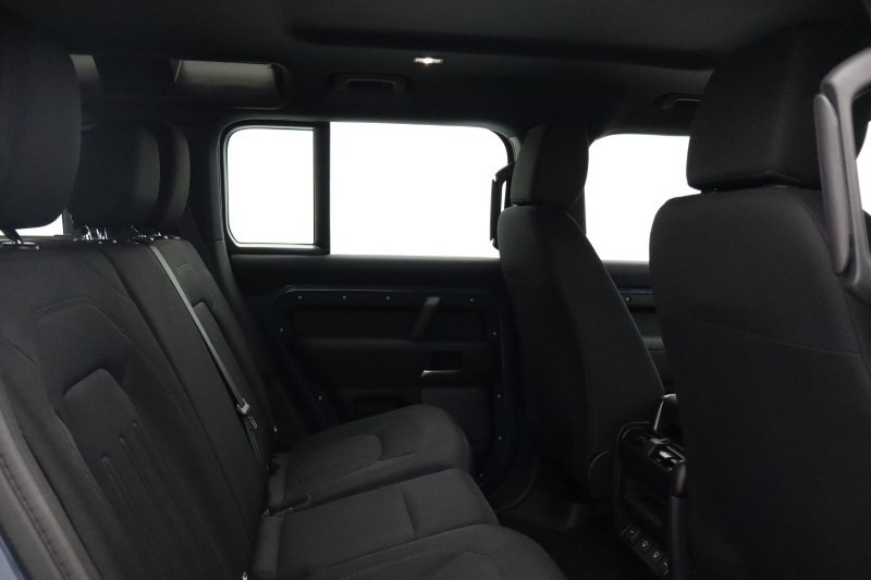 Used Land Rover Defender 2021 for sale - 78064075: Photo 30