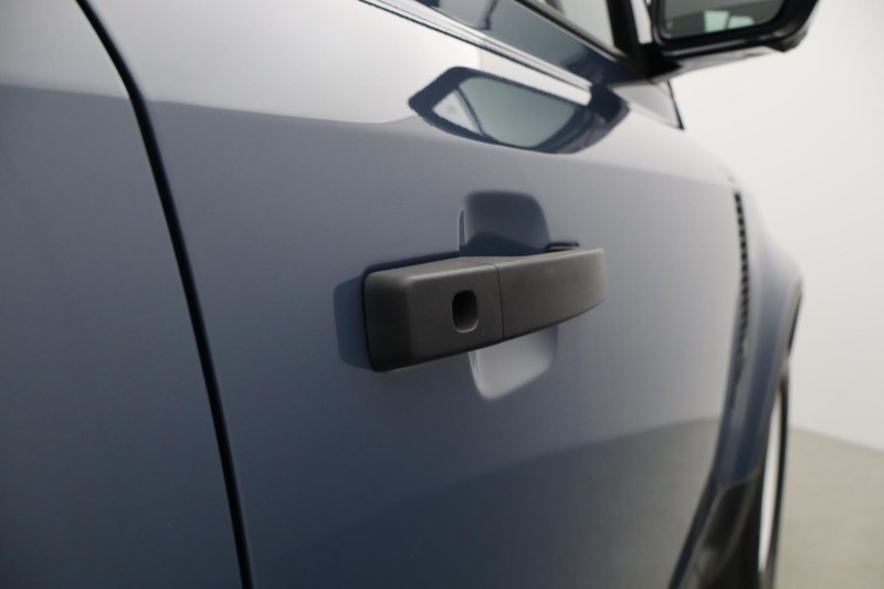 Used Land Rover Defender 2021 for sale - 78064075: Photo 31