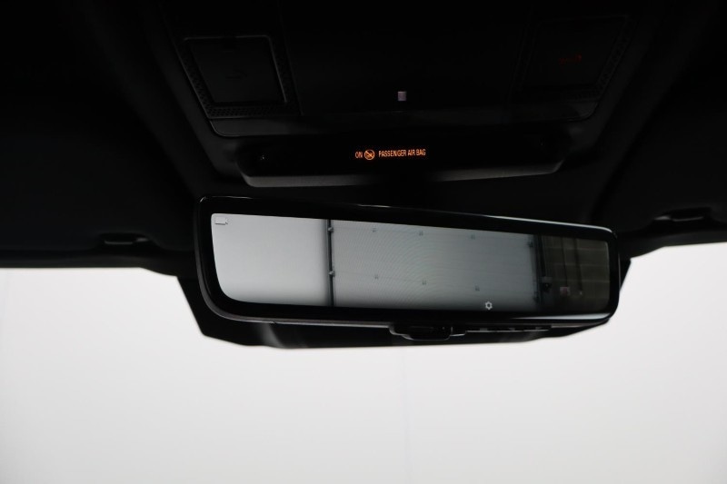 Used Land Rover Defender 2021 for sale - 78064075: Photo 36