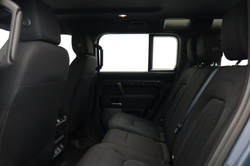 Used Land Rover Defender 2021 for sale - 78064075: Photo 4