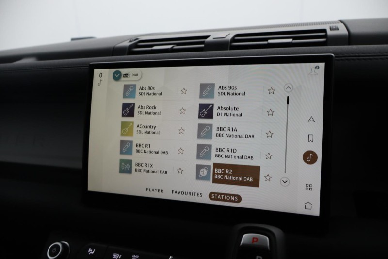 Used Land Rover Defender 2021 for sale - 78064075: Photo 41