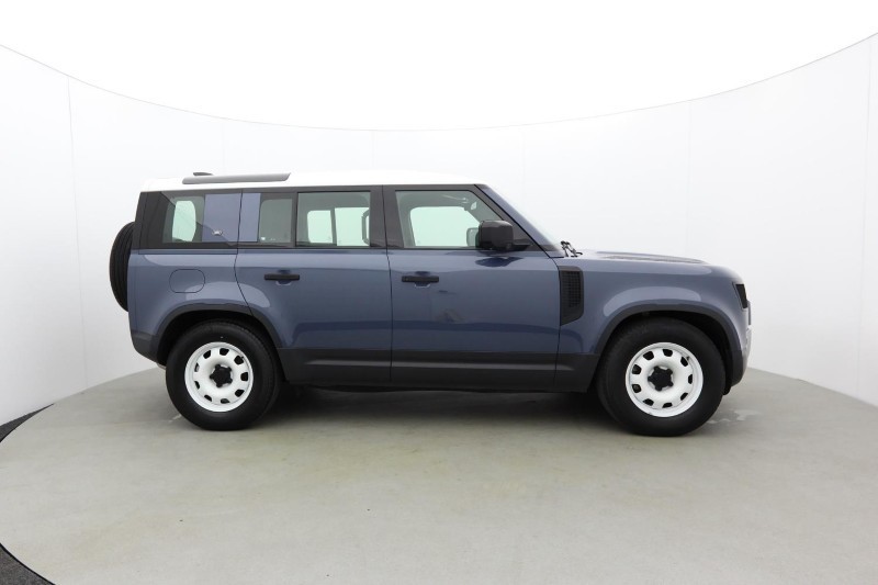 Used Land Rover Defender 2021 for sale - 78064075: Photo 5