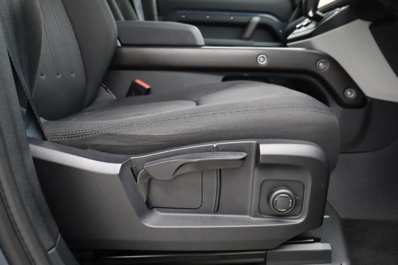 Used Land Rover Defender 2021 for sale - 78064075: Photo 50