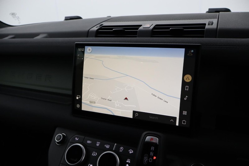 Used Land Rover Defender 2023 for sale - 77619308: Photo 12