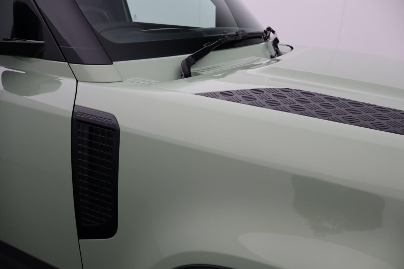 Used Land Rover Defender 2023 for sale - 77619308: Photo 21