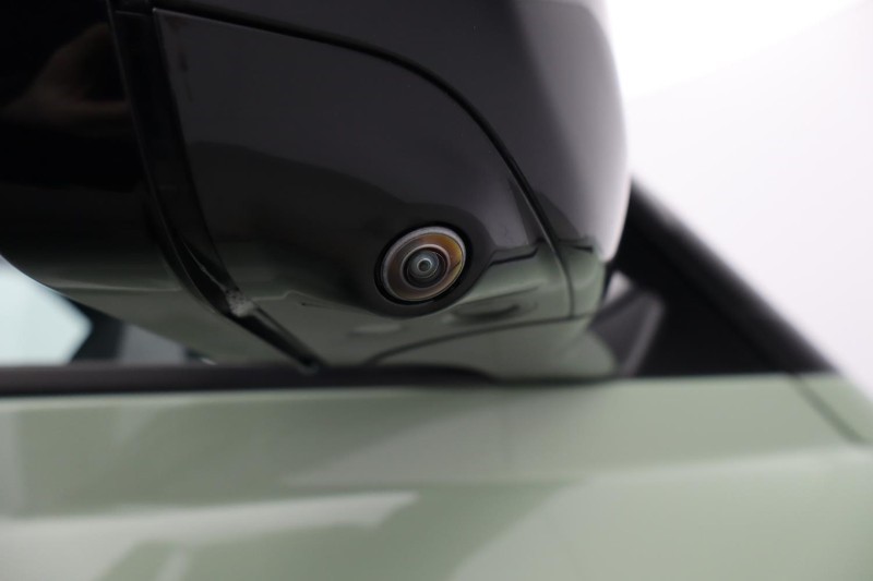 Used Land Rover Defender 2023 for sale - 77619308: Photo 39