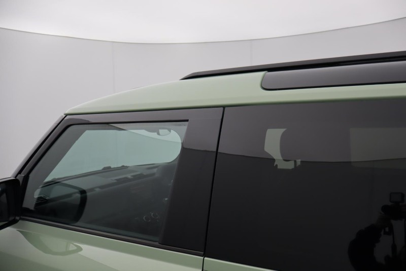 Used Land Rover Defender 2023 for sale - 77619308: Photo 42