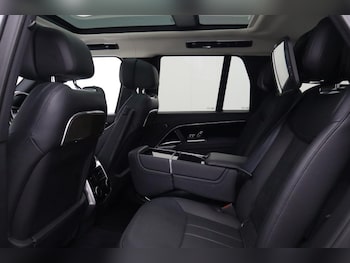Used Land Rover Range Rover 2024 for sale - 79383320: Photo