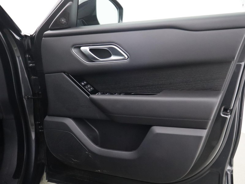 Used Land Rover Range Rover Velar 2025 for sale - 78152741: Photo 31