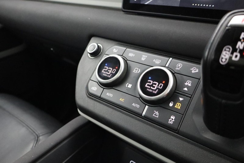 Used Land Rover Defender 2022 for sale - 77186427: Photo 28