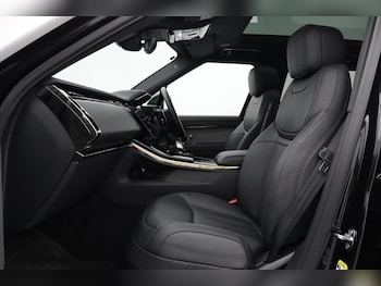 Used Land Rover Range Rover Sport 2023 for sale - 76981191: Photo