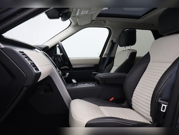 Used Land Rover Discovery 2024 for sale - 77687514: Photo