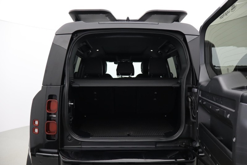 Used Land Rover Defender 2023 for sale - 76981291: Photo 10