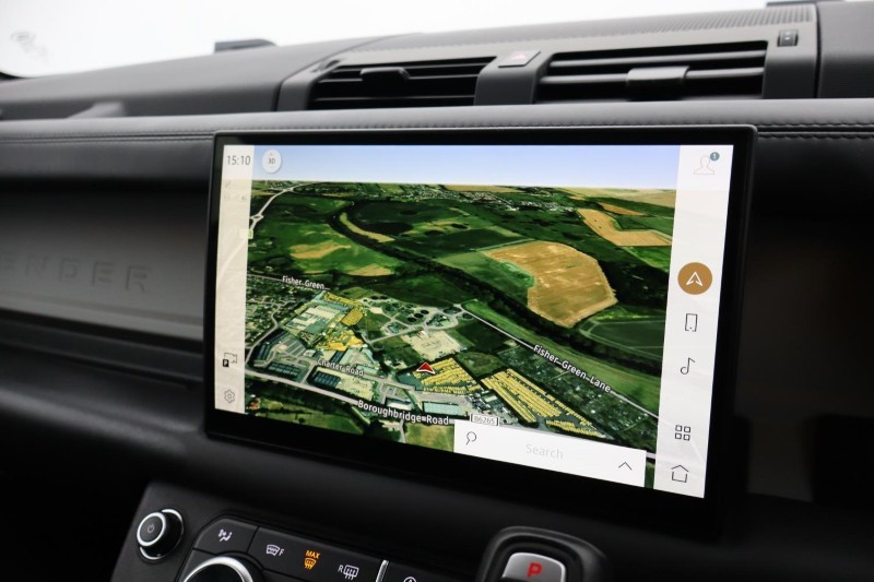 Used Land Rover Defender 2023 for sale - 76981291: Photo 11