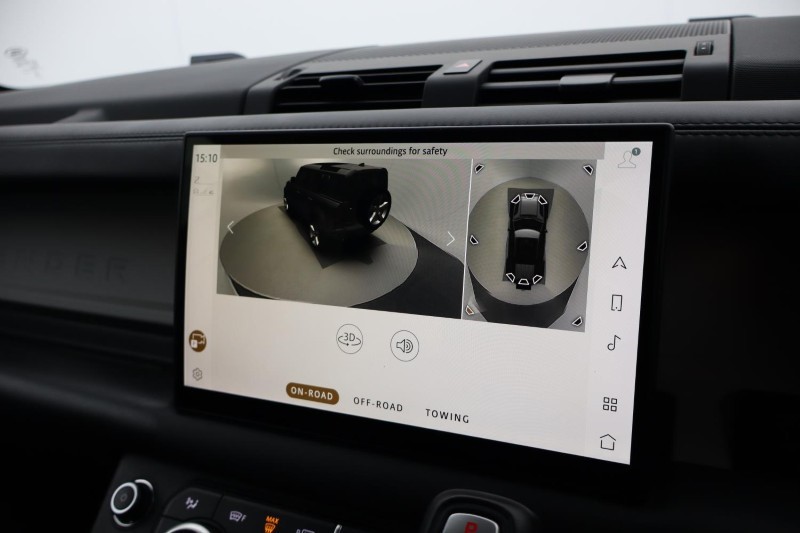 Used Land Rover Defender 2023 for sale - 76981291: Photo 12