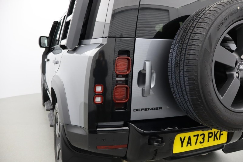 Used Land Rover Defender 2023 for sale - 76981291: Photo 19