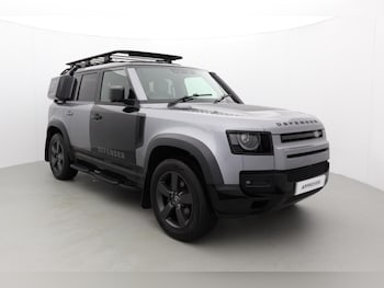 Used Land Rover Defender 2023 for sale - 76981291: Photo