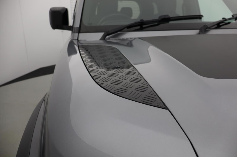 Used Land Rover Defender 2023 for sale - 76981291: Photo 40