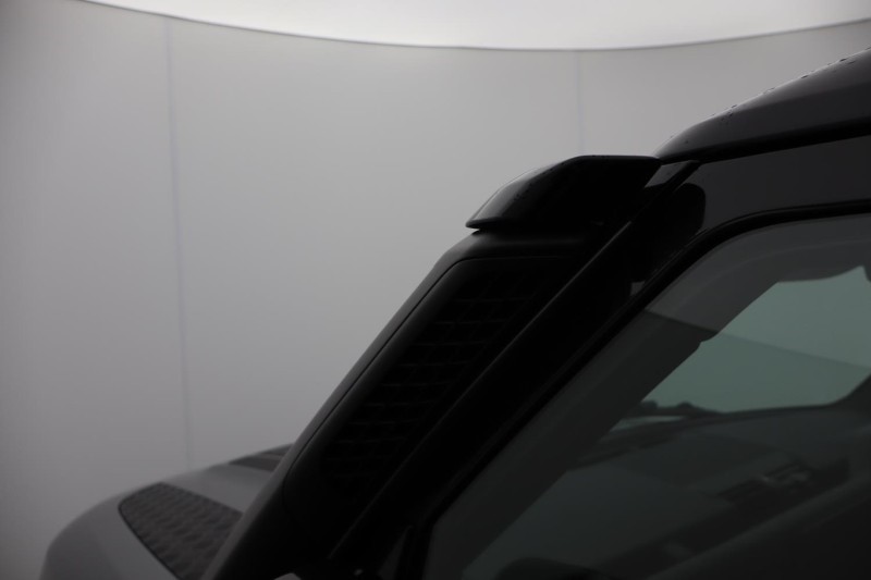 Used Land Rover Defender 2023 for sale - 76981291: Photo 47