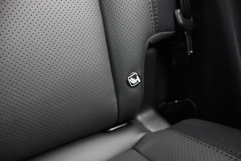 Used Land Rover Defender 2023 for sale - 76981291: Photo 50