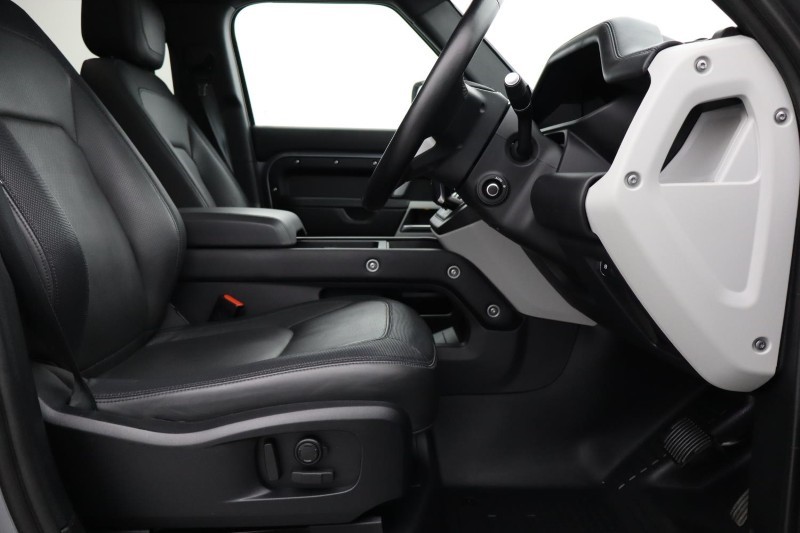 Used Land Rover Defender 2023 for sale - 76981291: Photo 55