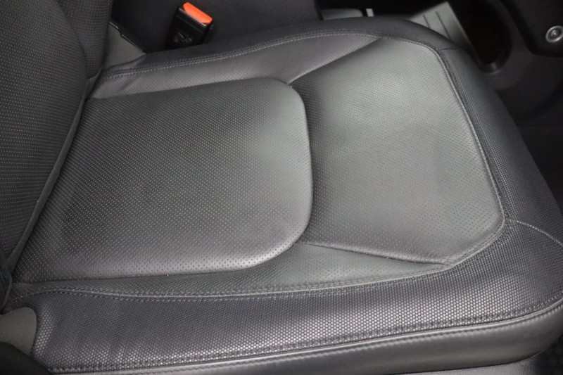 Used Land Rover Defender 2023 for sale - 76981291: Photo 56