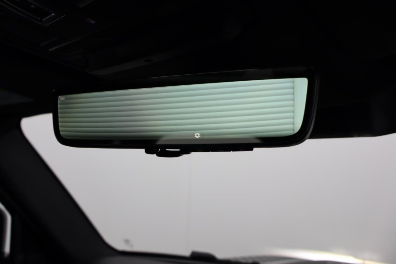 Used Land Rover Defender 2023 for sale - 76981291: Photo 59