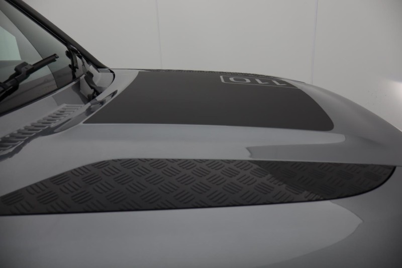 Used Land Rover Defender 2023 for sale - 76981291: Photo 72