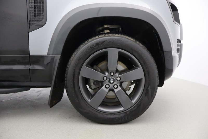 Used Land Rover Defender 2023 for sale - 76981291: Photo 8