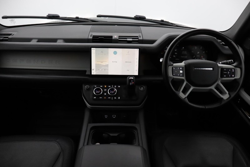Used Land Rover Defender 2023 for sale - 76981291: Photo 9