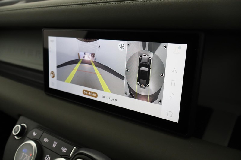 Used Land Rover Defender 2022 for sale - 76981120: Photo 12