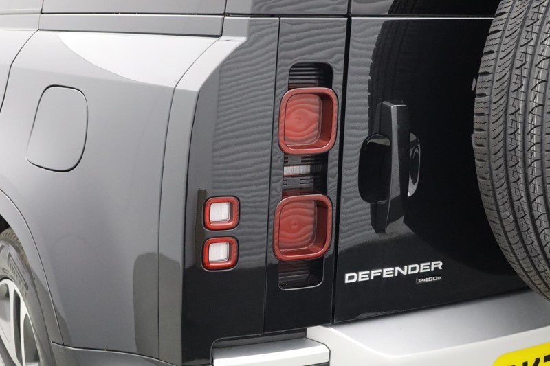 Used Land Rover Defender 2022 for sale - 76981120: Photo 19