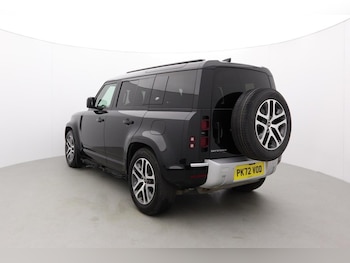 Used Land Rover Defender 2022 for sale - 76981120: Photo